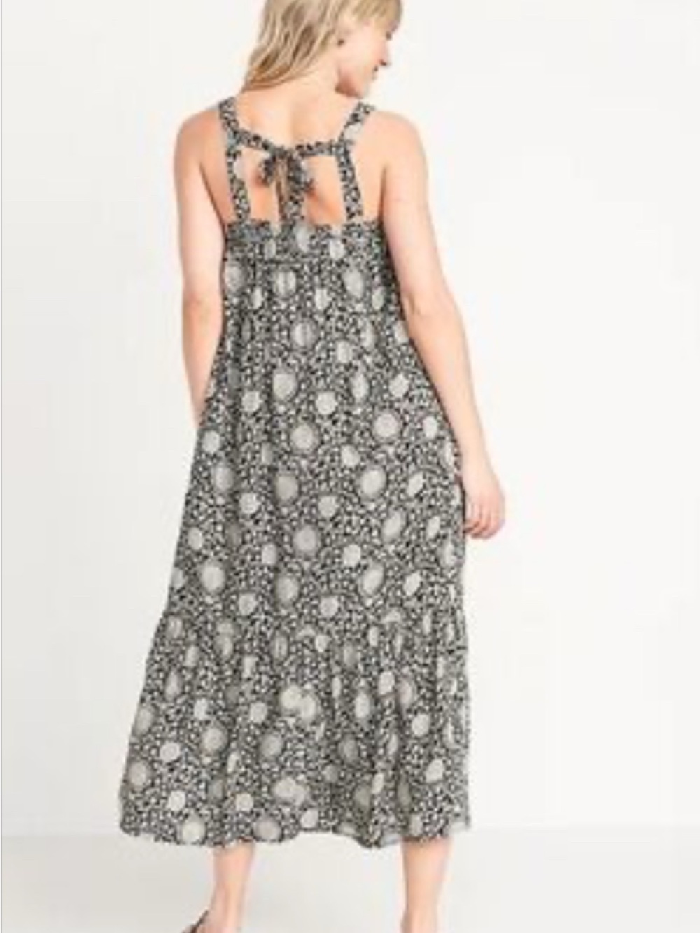 Old Navy Black and White Printed Tiered Maxi Dress | Hidden Pockets - Picture 3 of 6